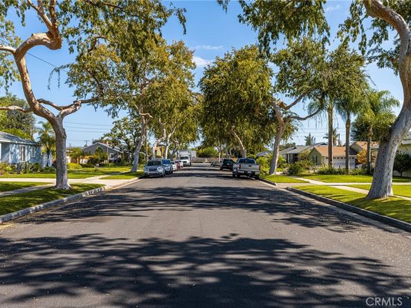 906 E Buffalo Avenue, Santa Ana CA 92706