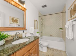 2844 E 3rd St 210, Long Beach CA 90814