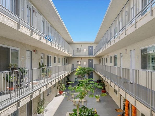 2844 E 3rd St 210, Long Beach CA 90814