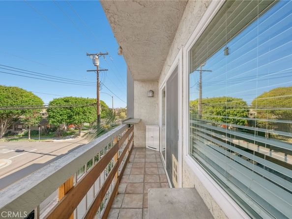 2844 E 3rd St 210, Long Beach CA 90814