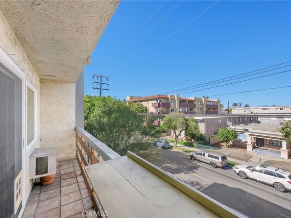 2844 E 3rd St 210, Long Beach CA 90814