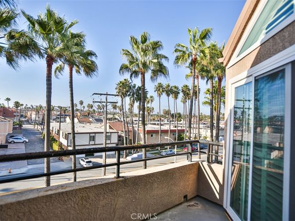 1200 Pacific Coast, Huntington Beach CA 92648