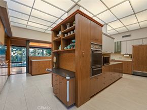 1458 Hillcrest, Pasadena CA 91106