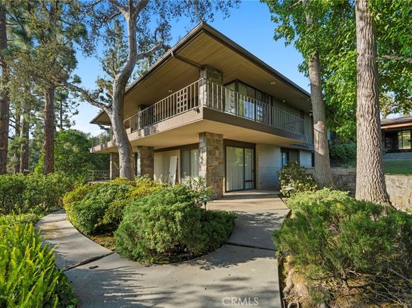 1458 Hillcrest, Pasadena CA 91106