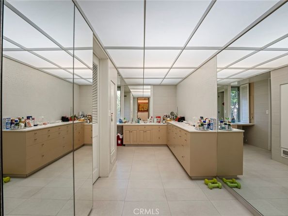 1458 Hillcrest, Pasadena CA 91106