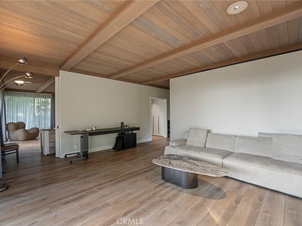 1458 Hillcrest, Pasadena CA 91106