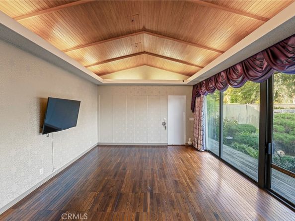 1458 Hillcrest, Pasadena CA 91106