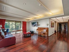 1458 Hillcrest, Pasadena CA 91106