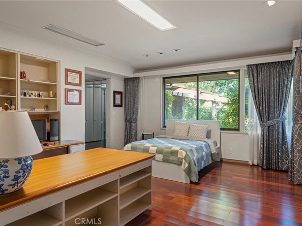 1458 Hillcrest, Pasadena CA 91106