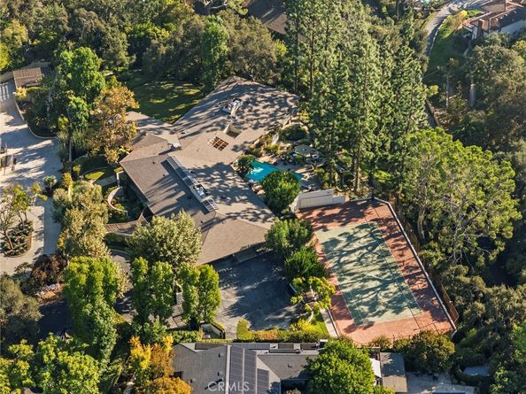 1458 Hillcrest, Pasadena CA 91106