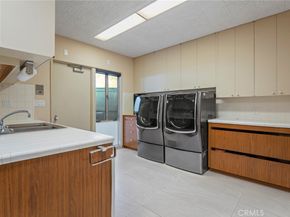 1458 Hillcrest, Pasadena CA 91106