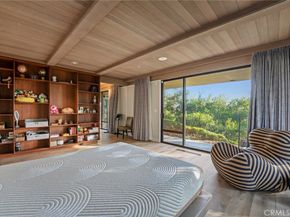 1458 Hillcrest, Pasadena CA 91106