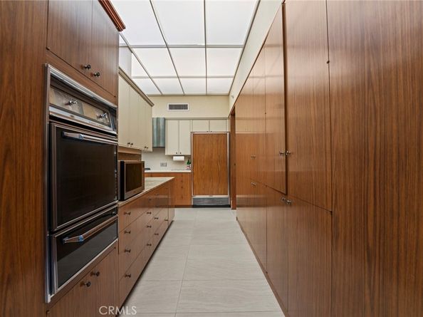 1458 Hillcrest, Pasadena CA 91106