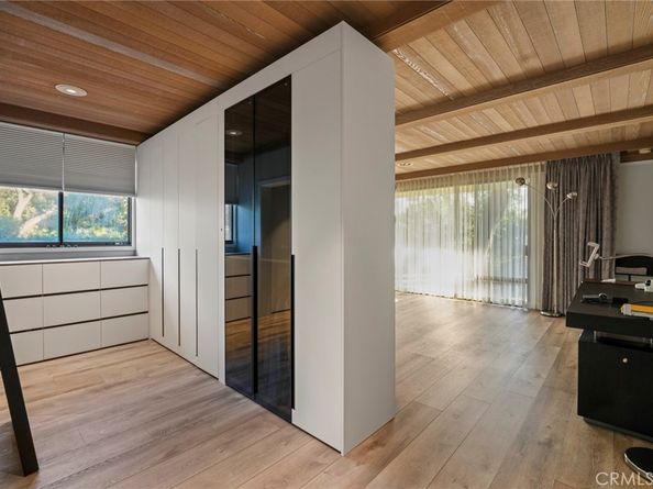 1458 Hillcrest, Pasadena CA 91106