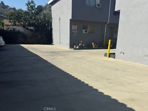 2714 Queen, Los Angeles CA 90039