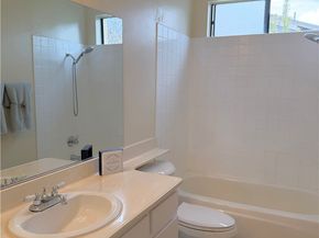 2618 N Tustin F/36, Santa Ana CA 92705