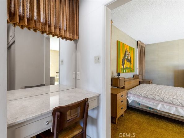 4955 Southridge Avenue, View Park CA 90043