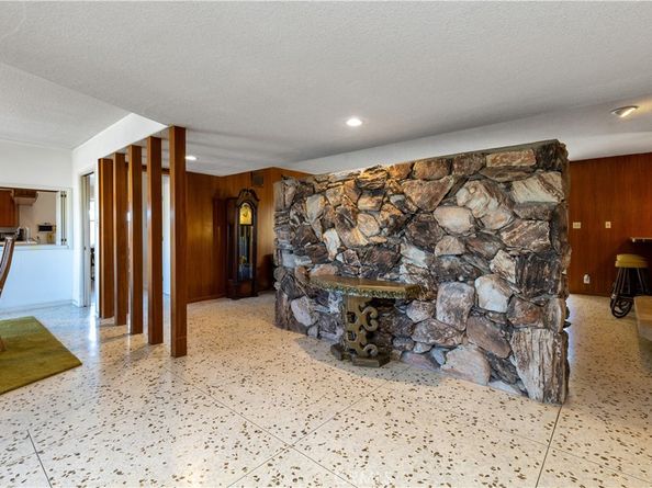 4955 Southridge Avenue, View Park CA 90043