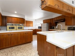 4955 Southridge Avenue, View Park CA 90043