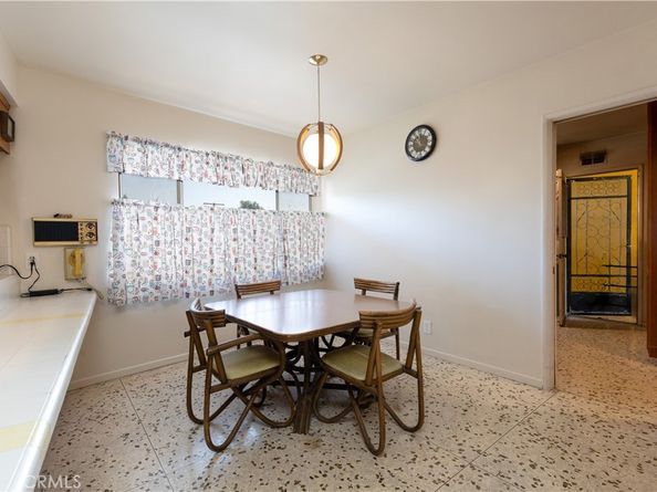 4955 Southridge Avenue, View Park CA 90043