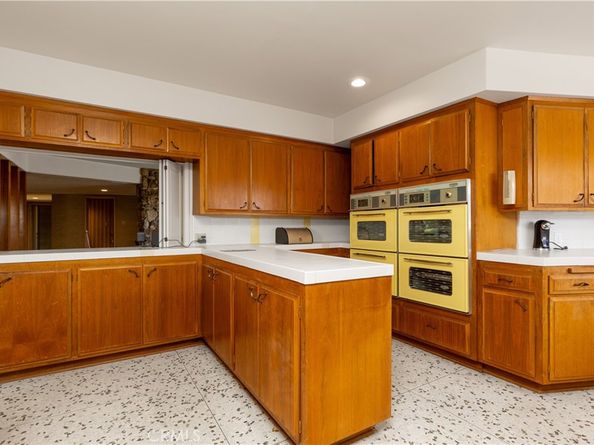 4955 Southridge Avenue, View Park CA 90043