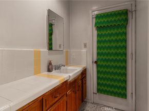 4955 Southridge Avenue, View Park CA 90043