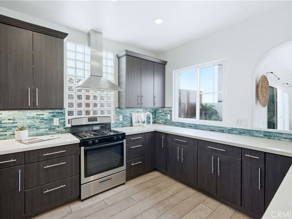 108 Roycroft Avenue, Long Beach CA 90803