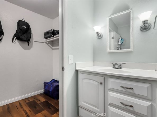 1094 Cabrillo Park A, Santa Ana CA 92701