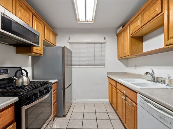 1094 Cabrillo Park A, Santa Ana CA 92701