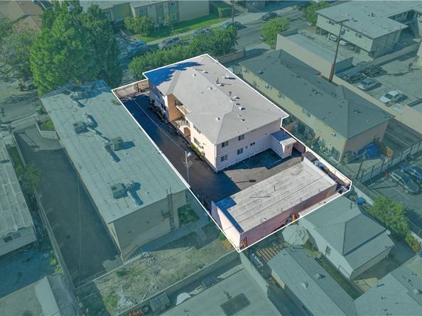 6934 Hinds, North Hollywood CA 91605