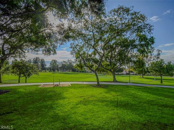 21941 Rimhurst D, Lake Forest CA 92630