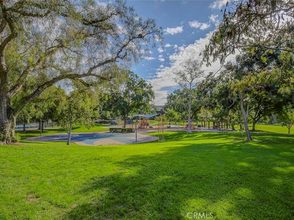 21941 Rimhurst D, Lake Forest CA 92630