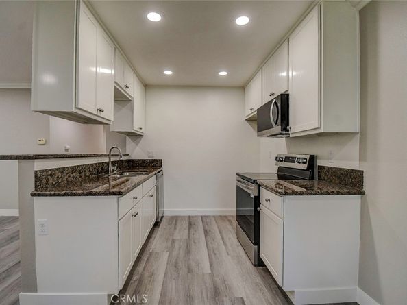 21941 Rimhurst D, Lake Forest CA 92630