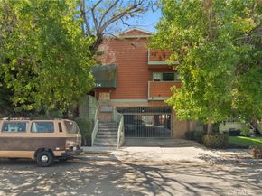 1734 E Erie Street, Long Beach CA 90802