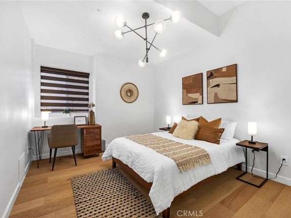 3822 Clayton Avenue, Los Angeles CA 90027