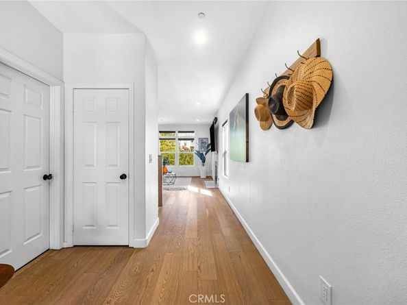 3822 Clayton Avenue, Los Angeles CA 90027