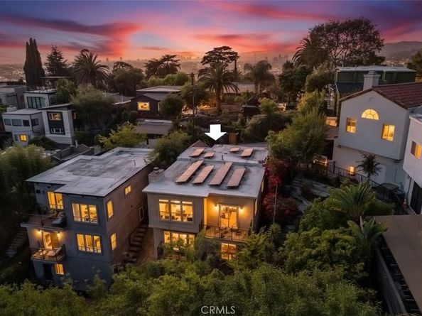 3822 Clayton Avenue, Los Angeles CA 90027