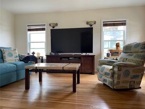 3829 Cherry Avenue, Long Beach CA 90807