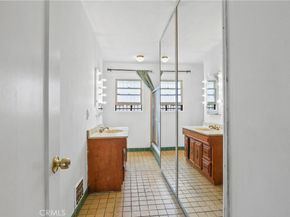 627 E Bishop, Santa Ana CA 92701