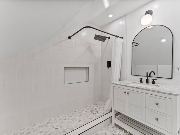 2623 Exposition Place, Los Angeles CA 90018