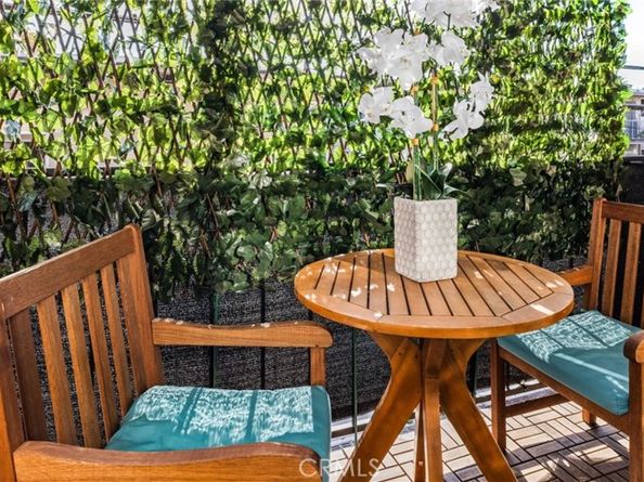 460 Golden Ave. 209, Long Beach CA 90802