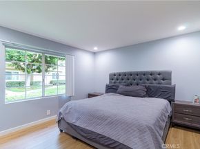 63 Thicket 43, Irvine CA 92614