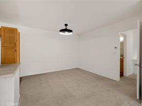 2521 W Sunflower Avenue R8, Santa Ana CA 92704