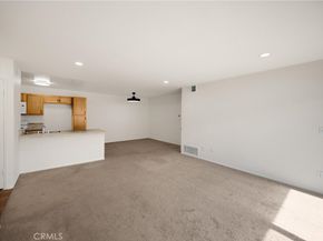 2521 W Sunflower Avenue R8, Santa Ana CA 92704