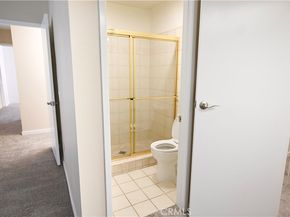 2514 N Tustin F(66), Santa Ana CA 92705