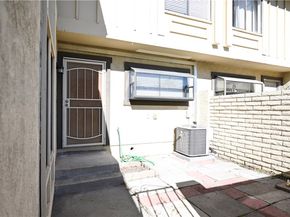 2514 N Tustin F(66), Santa Ana CA 92705