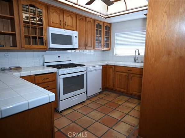 2514 N Tustin F(66), Santa Ana CA 92705