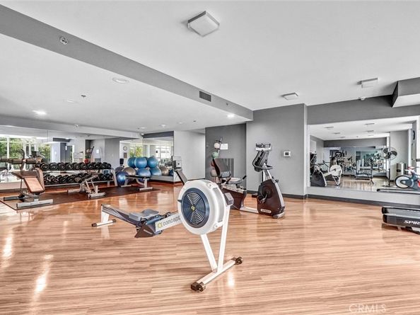 411 W Seaside Way 1804, Long Beach CA 90802