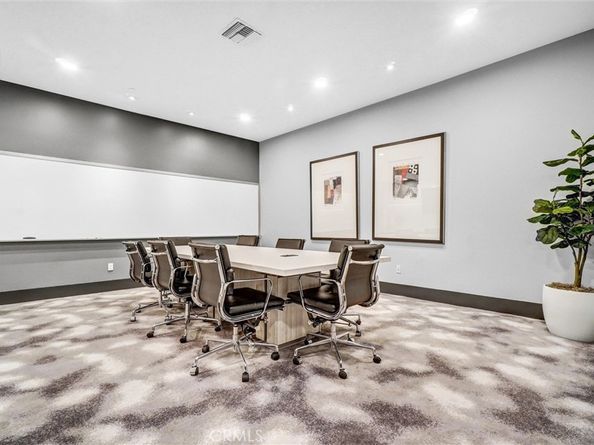 411 W Seaside Way 1804, Long Beach CA 90802
