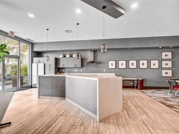 411 W Seaside Way 1804, Long Beach CA 90802